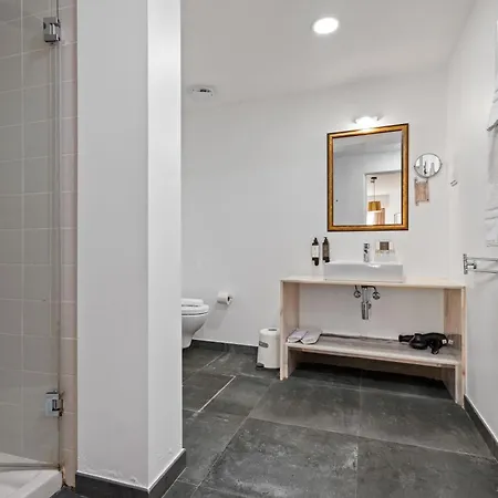 Hotel Monte Belvedere By Shiadu 3*