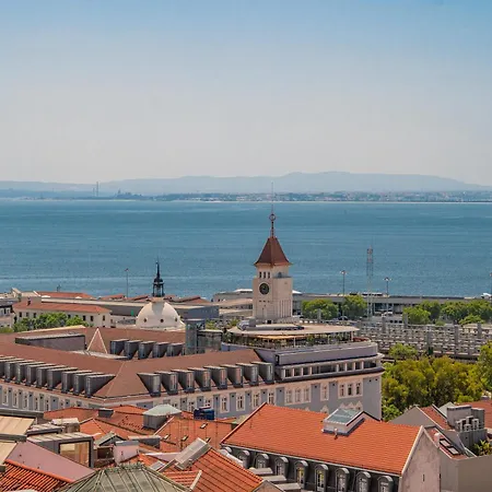 Monte Belvedere By Shiadu Lizbona