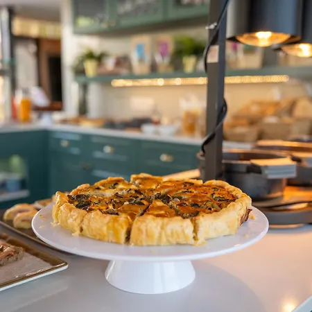 Monte Belvedere By Shiadu Otel