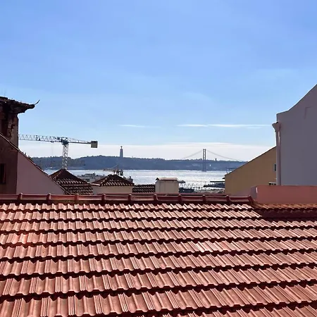 Monte Belvedere Hotel By Shiadu Lisbon