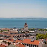 Monte Belvedere By Shiadu Lisboa